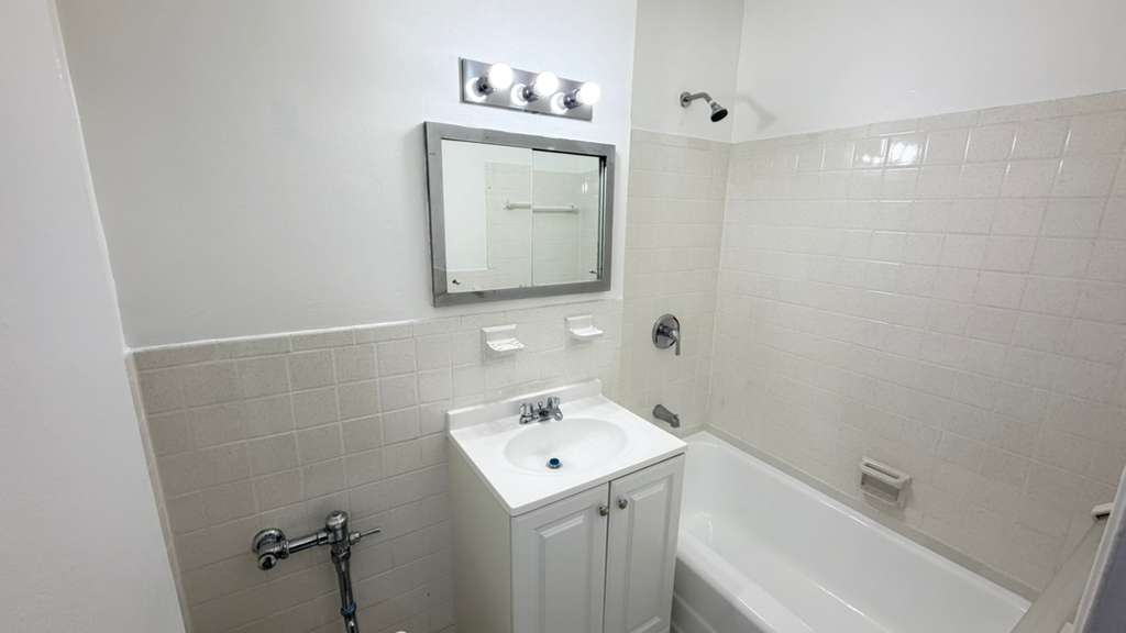 Apartment 103rd Street  Queens, NY 11375, MLS-RD5606-18