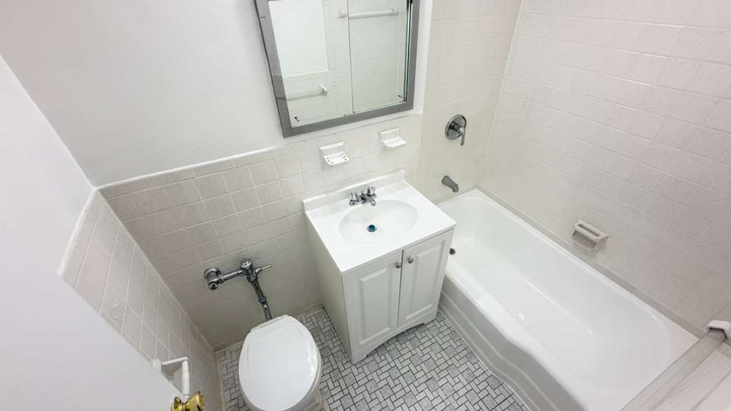 Apartment 103rd Street  Queens, NY 11375, MLS-RD5606-19