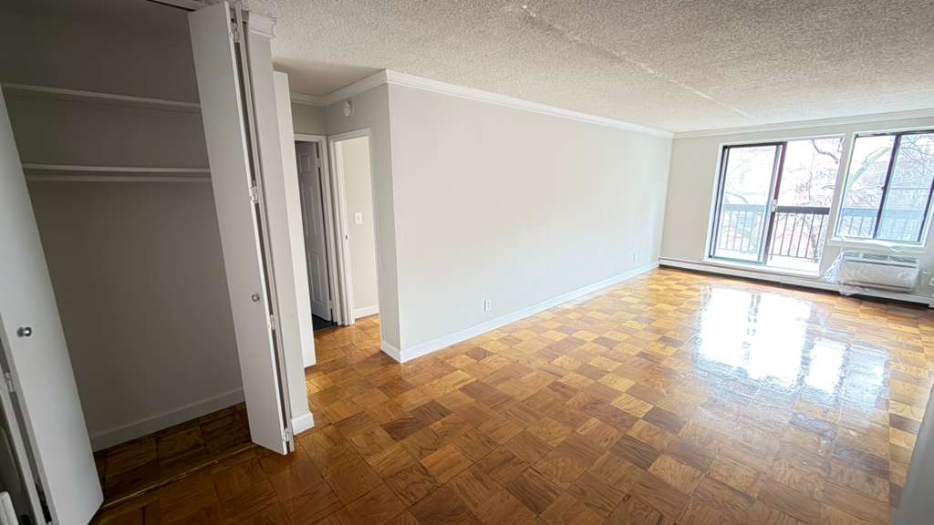 Apartment 34th Avenue Queens, NY 11354, MLS-RD5608-6