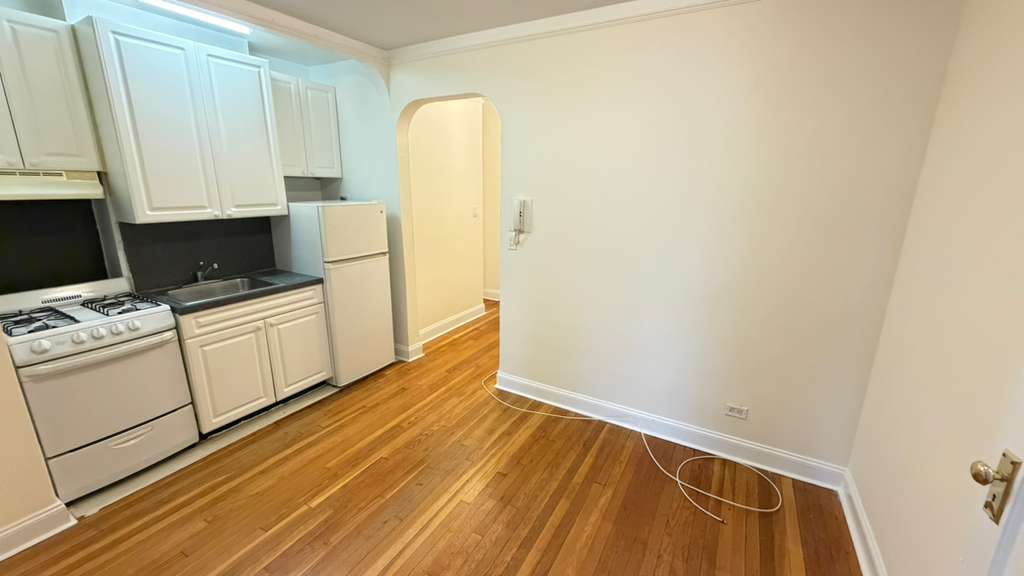 Apartment 167th Street  Queens, NY 11358, MLS-RD5610-8