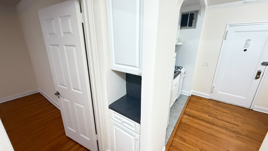 Apartment 167th Street Queens, NY 11358, MLS-RD5610-11