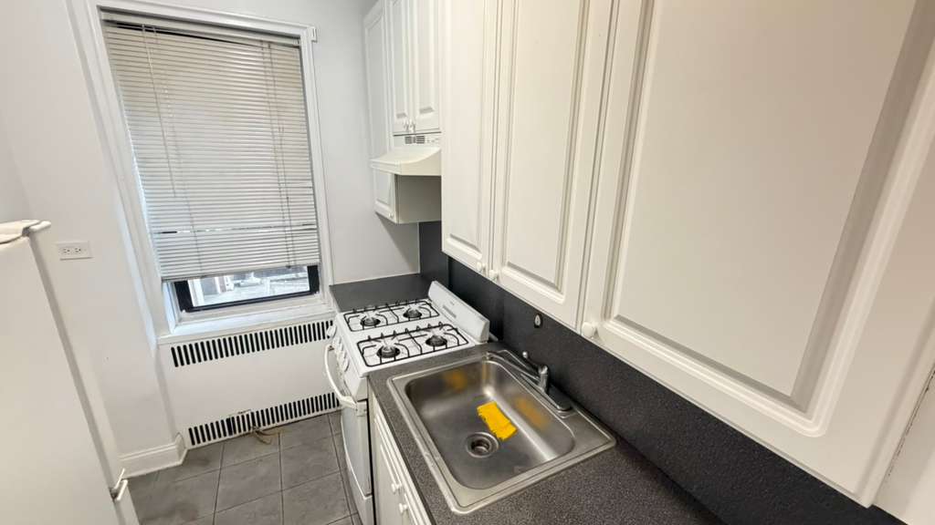 Apartment 167th Street  Queens, NY 11358, MLS-RD5611-2