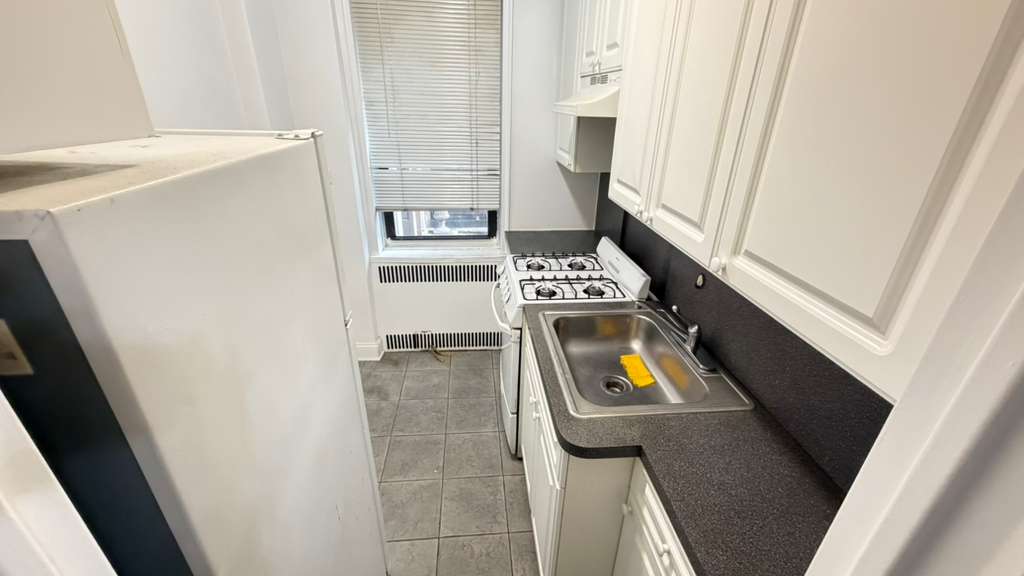 Apartment 167th Street  Queens, NY 11358, MLS-RD5611-3