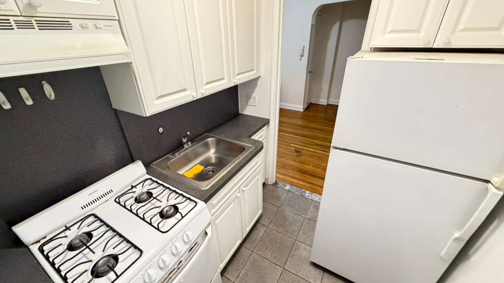 Apartment 167th Street  Queens, NY 11358, MLS-RD5611-5