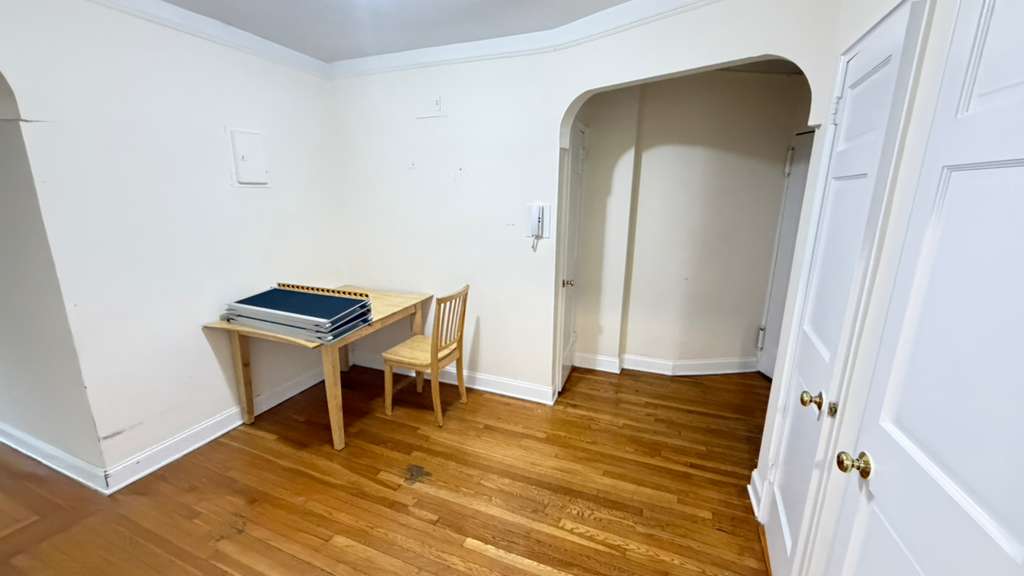 Apartment 167th Street  Queens, NY 11358, MLS-RD5611-6