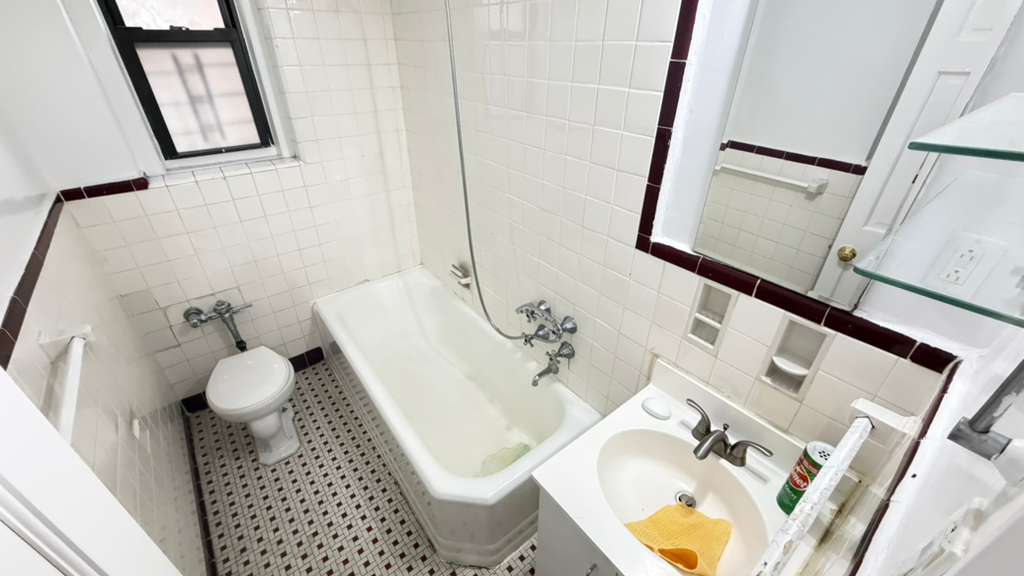 Apartment 167th Street  Queens, NY 11358, MLS-RD5611-20