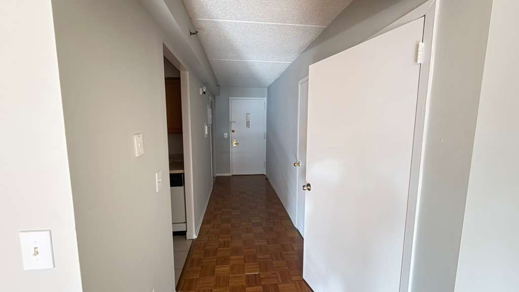 Apartment Northern Blvd  Queens, NY 11354, MLS-RD5612-13