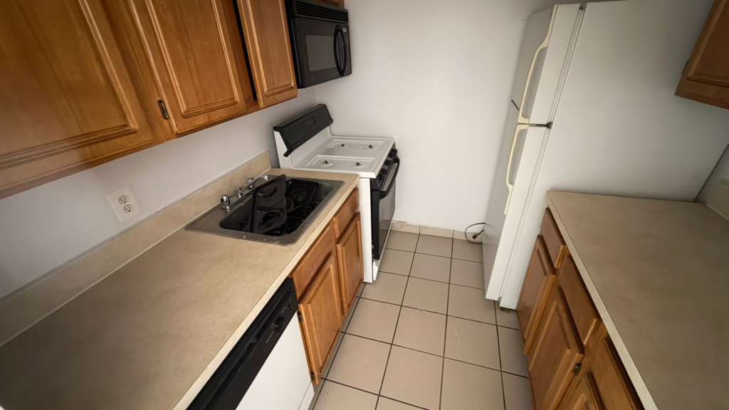 Apartment Northern Blvd Queens, NY 11354, MLS-RD5613-8