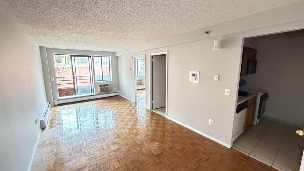Apartment Northern Blvd Queens, NY 11354, MLS-RD5613-13