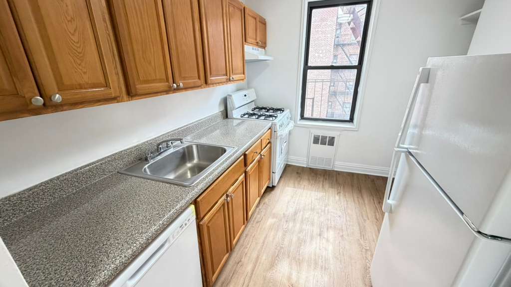 Apartment 67th Avenue  Queens, NY 11375, MLS-RD5614-4