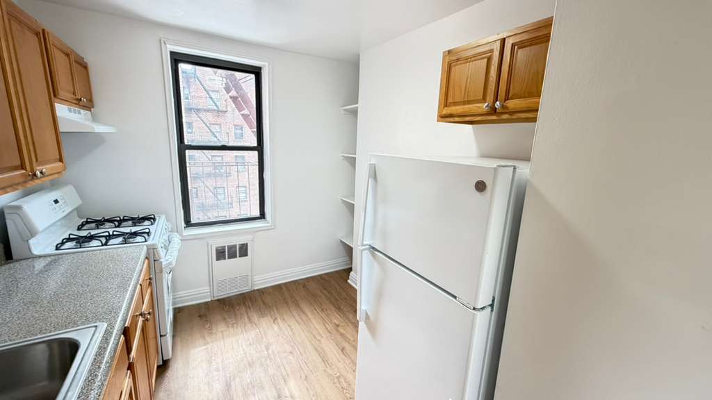 Apartment 67th Avenue  Queens, NY 11375, MLS-RD5614-5