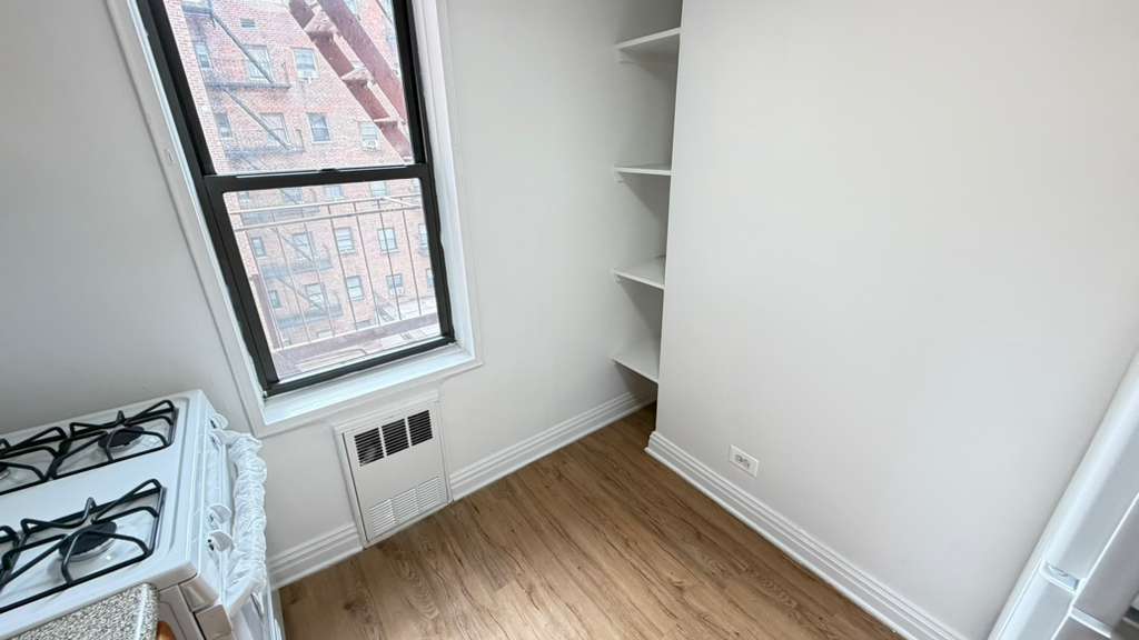 Apartment 67th Avenue  Queens, NY 11375, MLS-RD5614-6