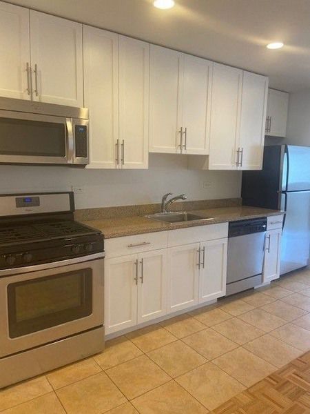 Apartment Queens Blvd Queens, NY 11374, MLS-RD5615-8