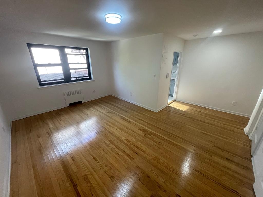 Apartment 85th Drive  Queens, NY 11435, MLS-RD5622-9
