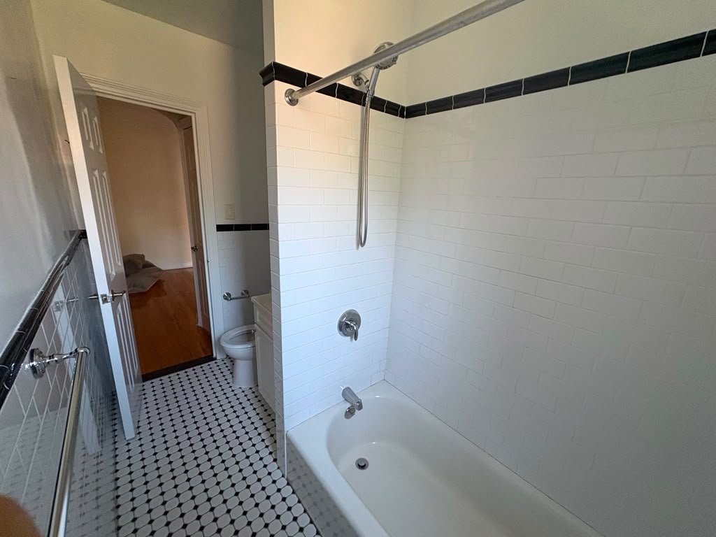 Apartment Highland Avenue  Queens, NY 11432, MLS-RD5635-3