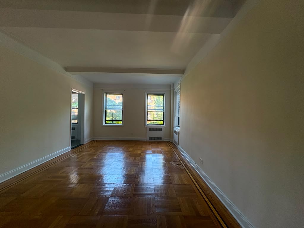 Apartment Highland Avenue  Queens, NY 11432, MLS-RD5635-8