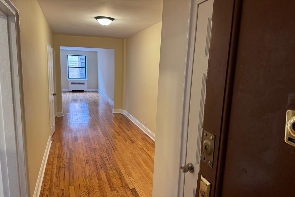 Apartment 66th Avenue  Queens, NY 11374, MLS-RD5636-5