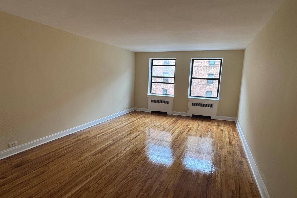 Apartment 66th Avenue  Queens, NY 11374, MLS-RD5636-7