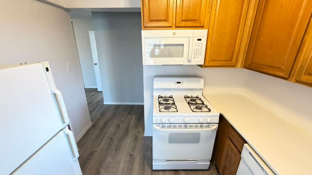 Apartment Bell Blvd Queens, NY 11360, MLS-RD5638-2