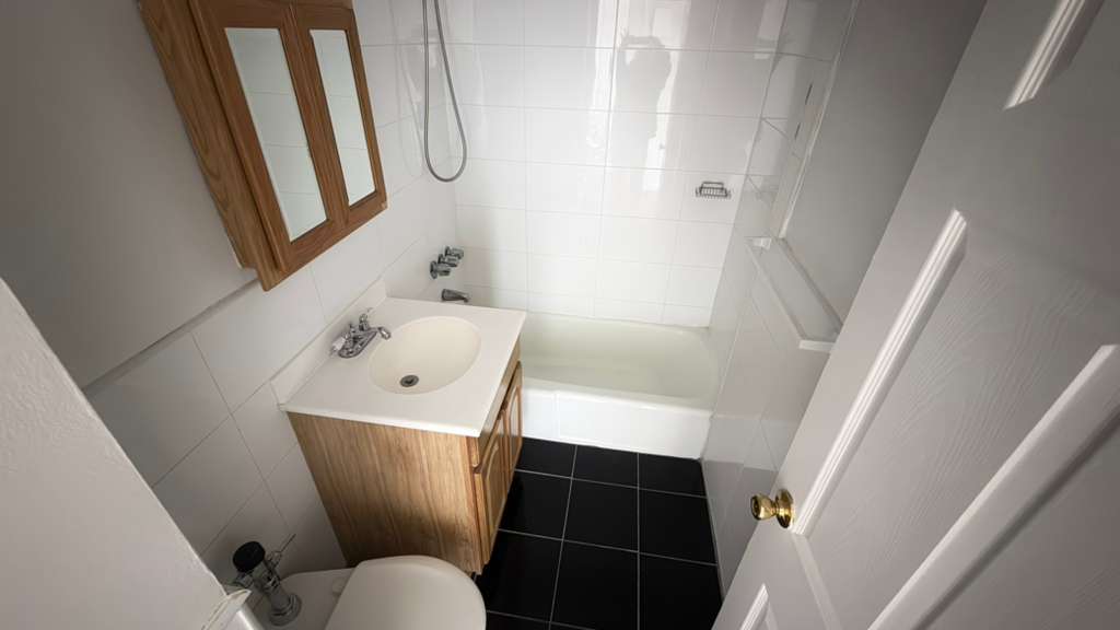 Apartment Bell Blvd Queens, NY 11360, MLS-RD5640-13