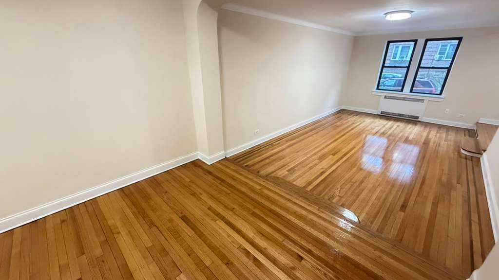 Apartment 112th Street Queens, NY 11375, MLS-RD5641-10