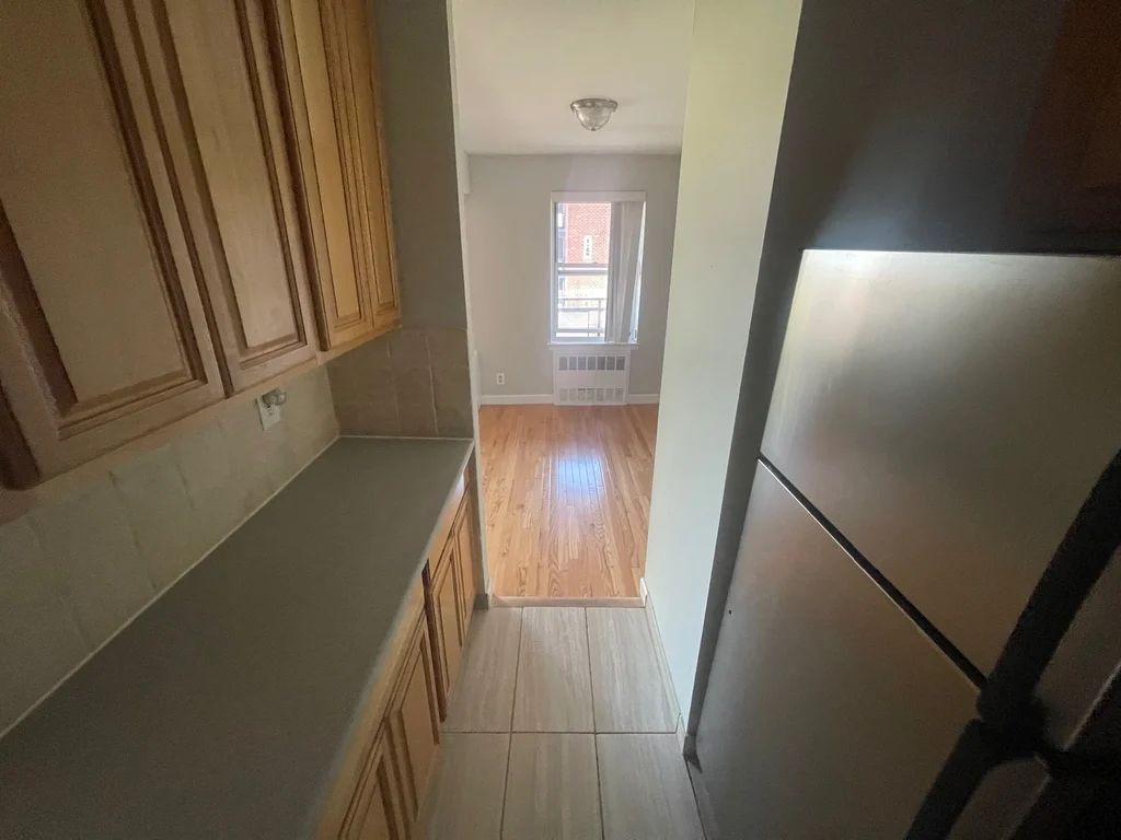 Apartment Bell Blvd Queens, NY 11360, MLS-RD5642-3
