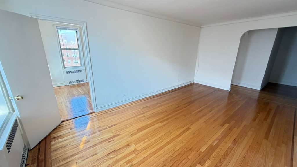 Apartment 76th Drive  Queens, NY 11375, MLS-RD5650-14