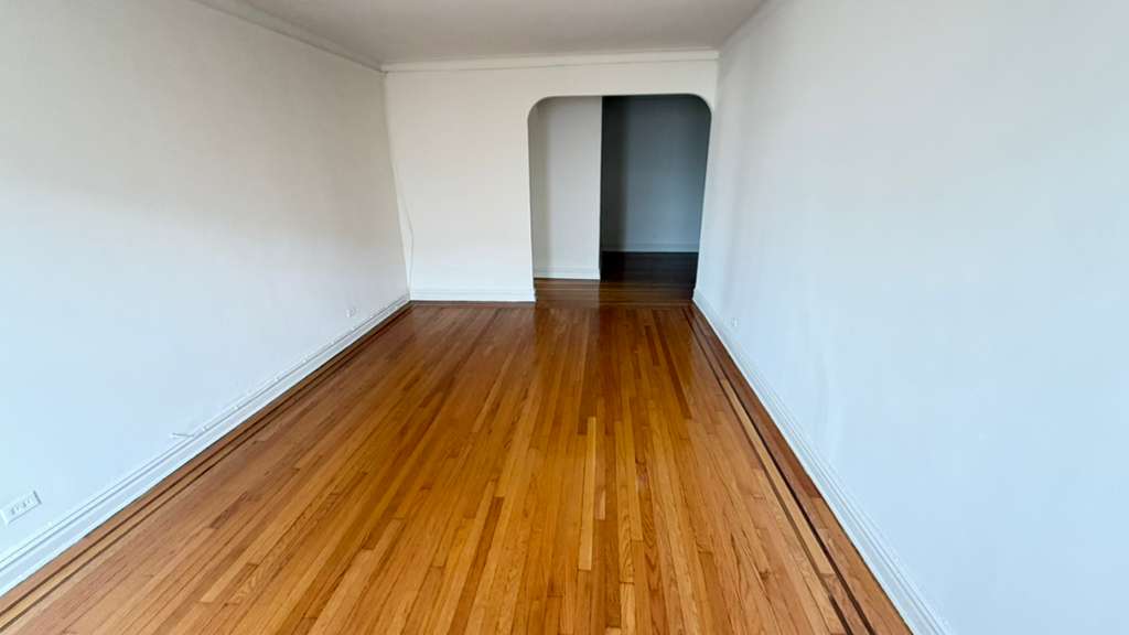 Apartment 76th Drive  Queens, NY 11375, MLS-RD5650-15