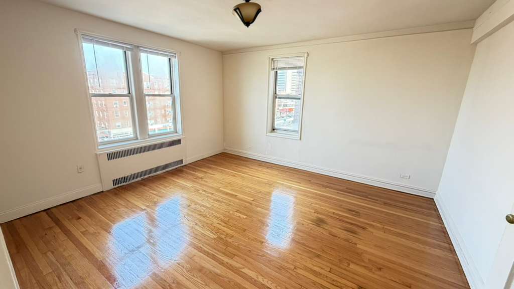 Apartment 76th Drive  Queens, NY 11375, MLS-RD5650-18