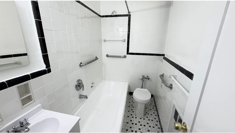 Apartment 112th Street  Queens, NY 11375, MLS-RD5653-18