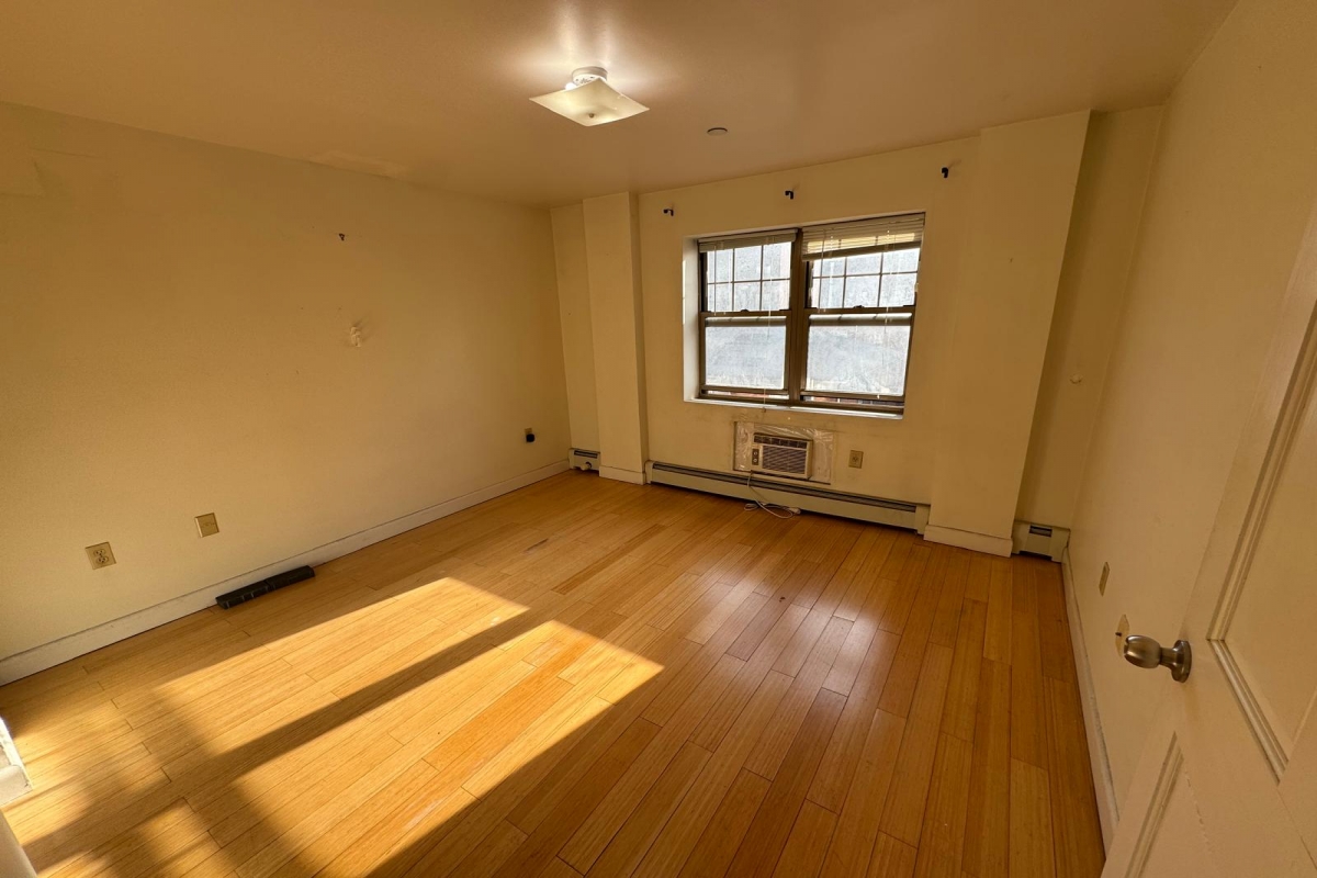 Apartment 117th Street  Queens, NY 11415, MLS-RD5654-5