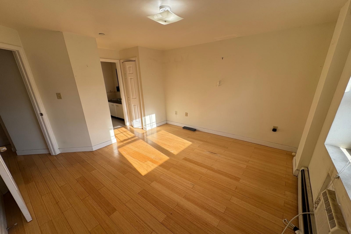 Apartment 117th Street  Queens, NY 11415, MLS-RD5654-8