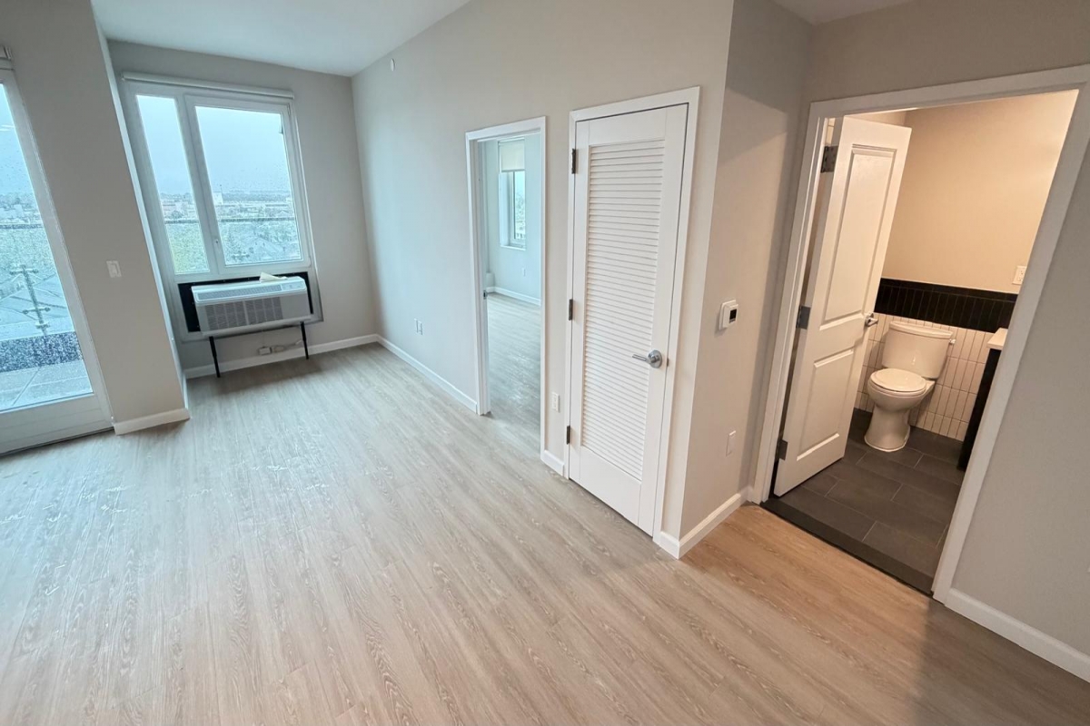 Apartment Hillside Avenue Queens, NY 11432, MLS-RD5662-8
