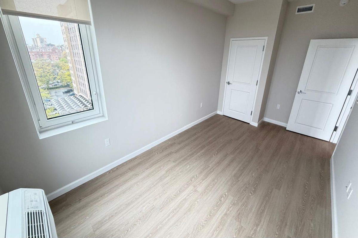 Apartment Hillside Avenue Queens, NY 11432, MLS-RD5662-13