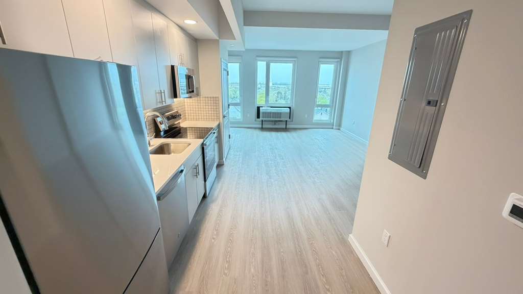 Apartment Hillside Avenue   Queens, NY 11432, MLS-RD5669-6