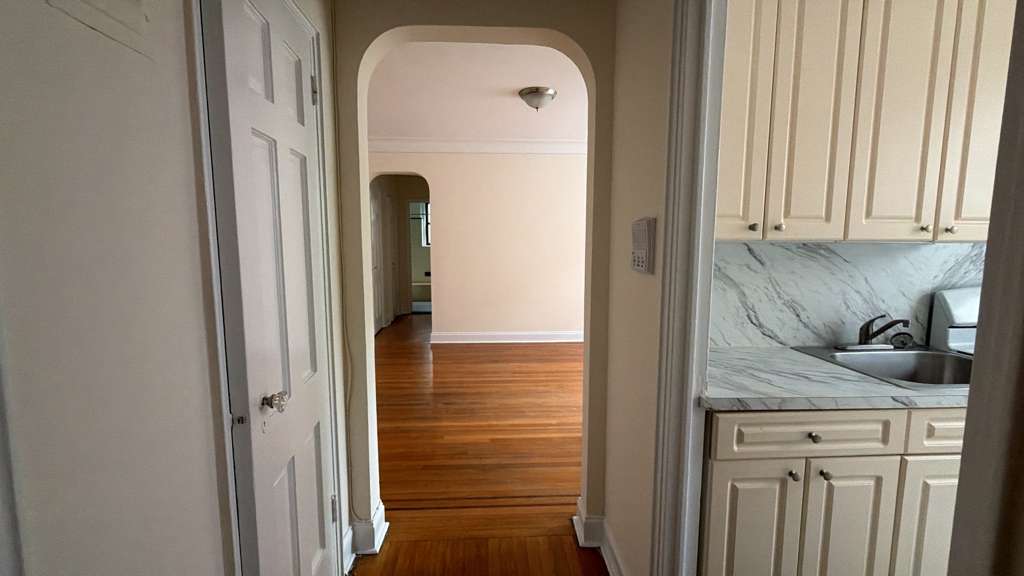 Apartment Wexford Terrace  Queens, NY 11432, MLS-RD5671-5