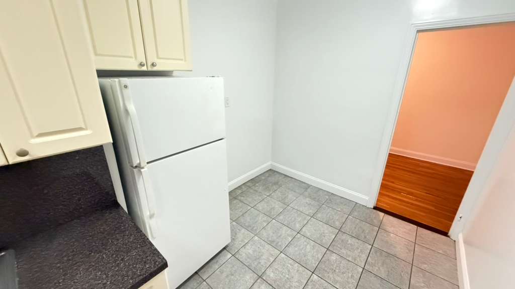 Apartment 167th Street  Queens, NY 11358, MLS-RD5678-3