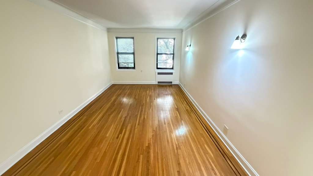 Apartment 167th Street  Queens, NY 11358, MLS-RD5678-6