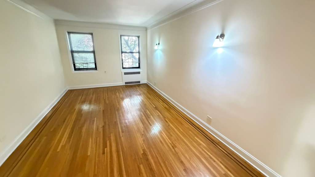 Apartment 167th Street  Queens, NY 11358, MLS-RD5678-7