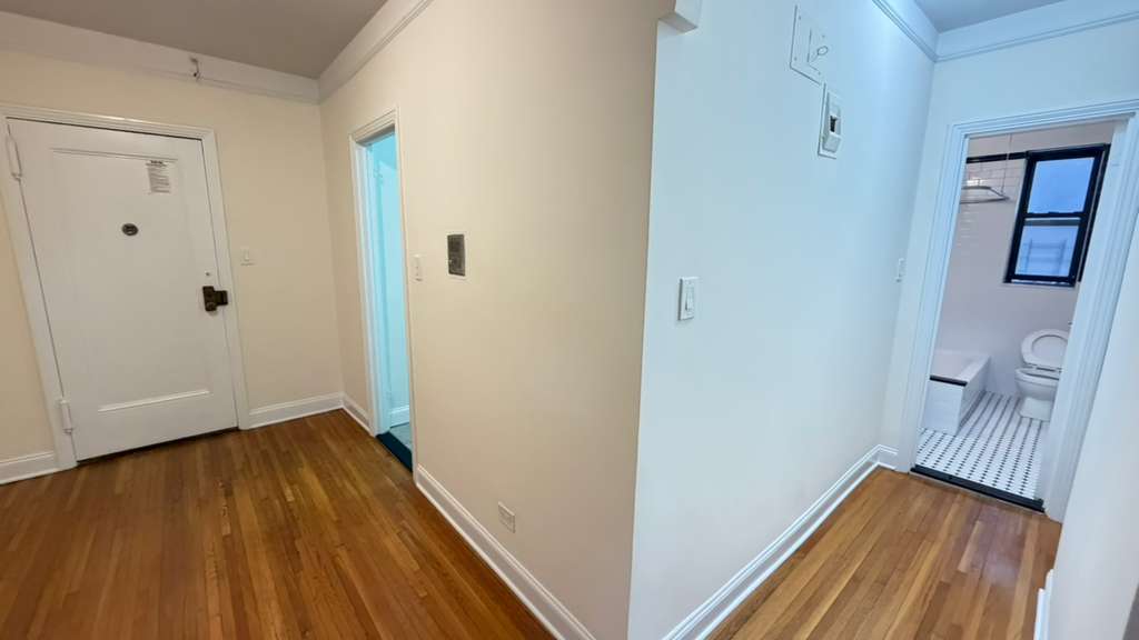 Apartment 167th Street  Queens, NY 11358, MLS-RD5678-10