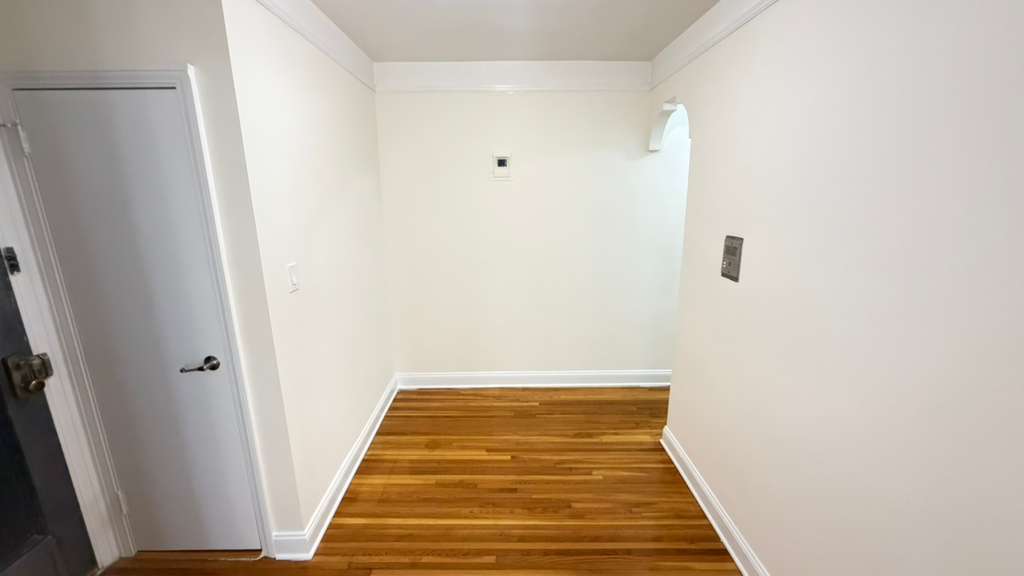 Apartment 167th Street  Queens, NY 11358, MLS-RD5679-8