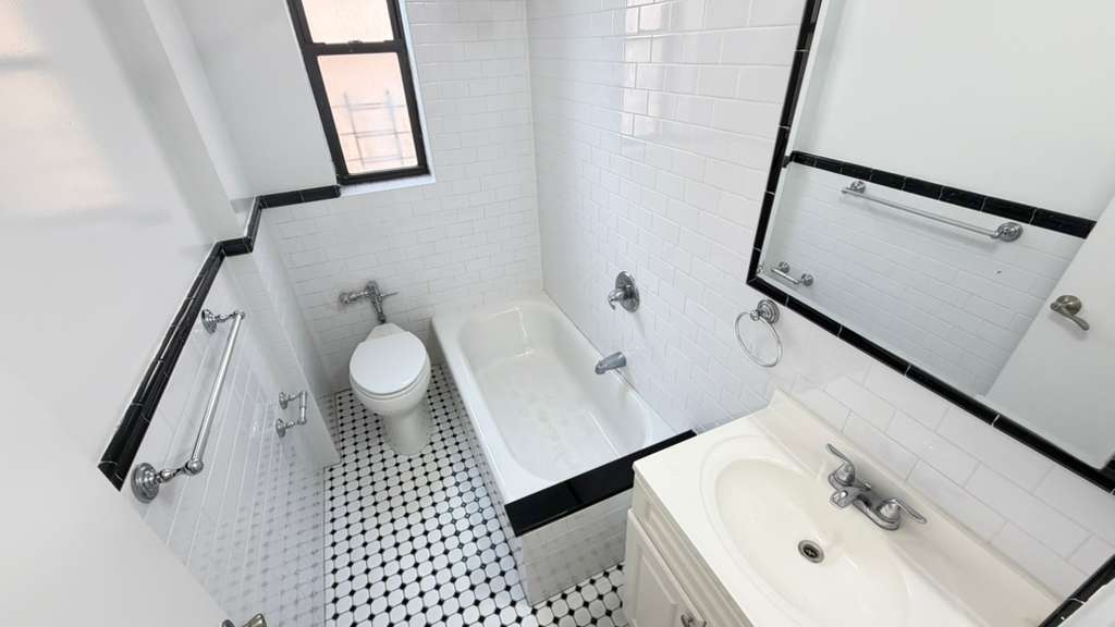 Apartment 167th Street  Queens, NY 11358, MLS-RD5679-14