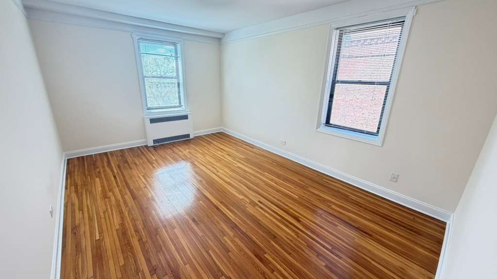 Apartment 167th Street  Queens, NY 11358, MLS-RD5679-16