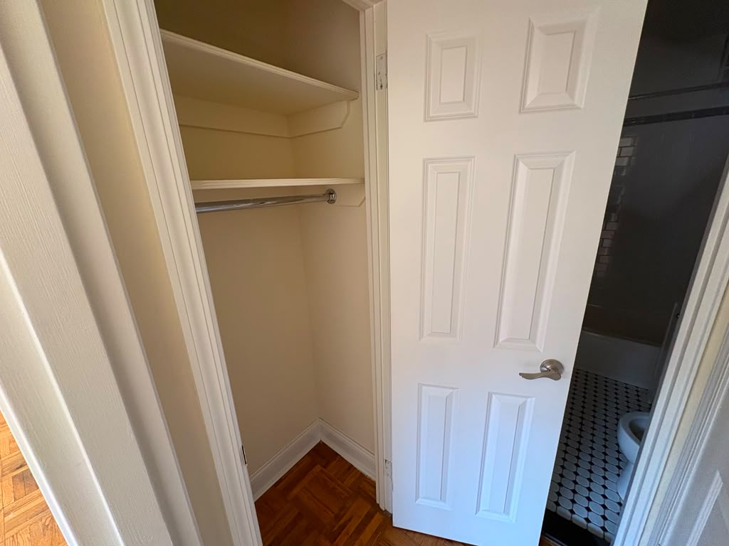 Apartment Ava Place Queens, NY 11432, MLS-RD5681-6