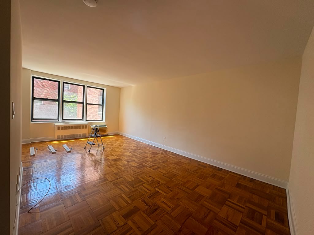 Apartment Ava Place Queens, NY 11432, MLS-RD5681-7