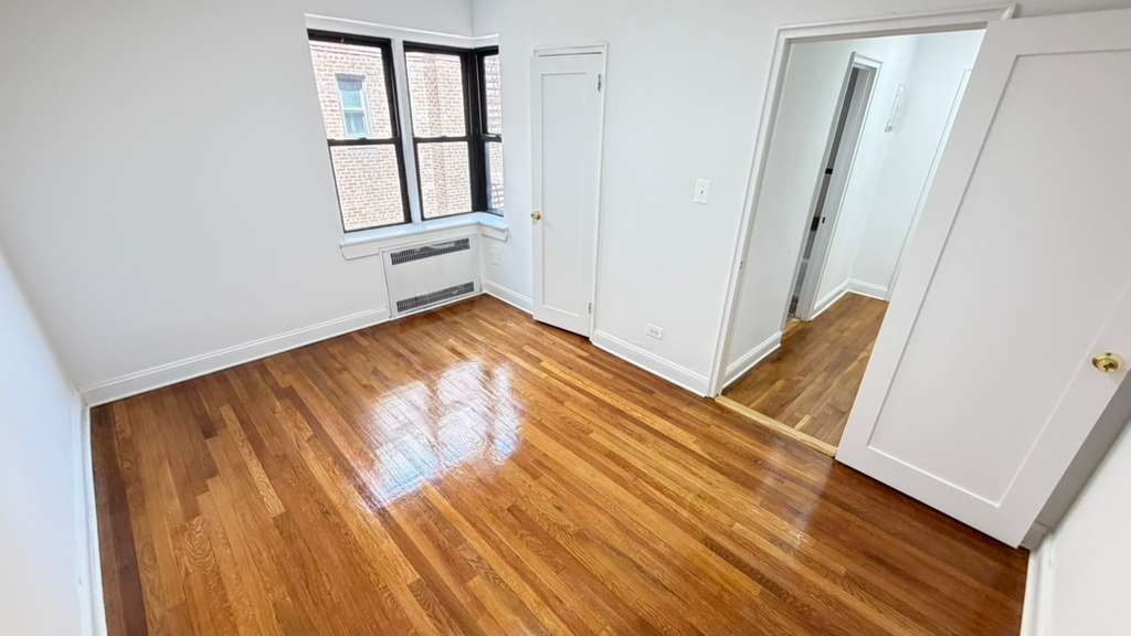 Apartment 63rd Drive  Queens, NY 11374, MLS-RD5684-9