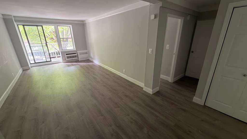 Apartment 118th Street Queens, NY 11415, MLS-RD5685-14