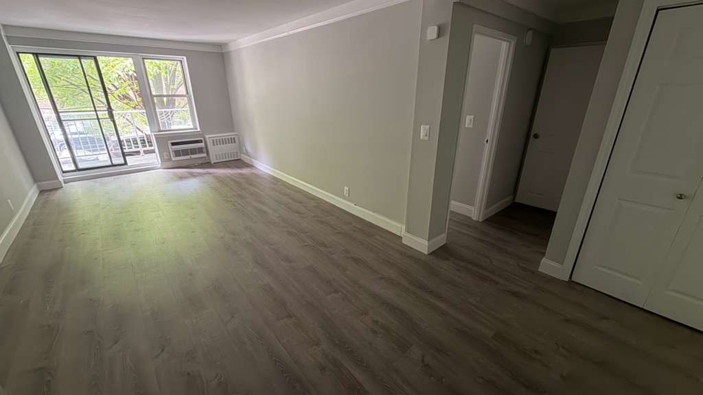 Apartment 118th Street Queens, NY 11415, MLS-RD5685-15