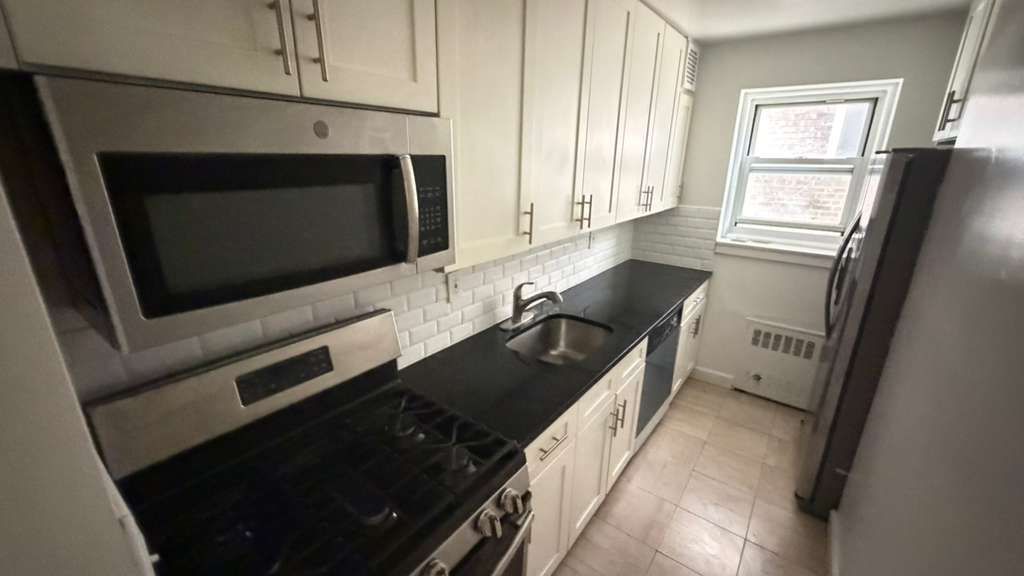 Apartment 118th Street  Queens, NY 11415, MLS-RD5686-2