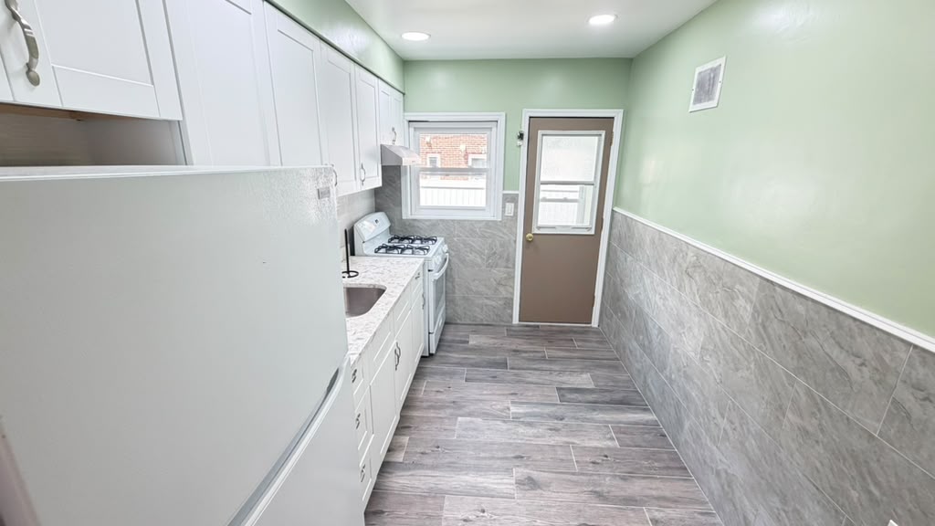 Apartment 199th Street Queens, NY 11366, MLS-RD5688-4